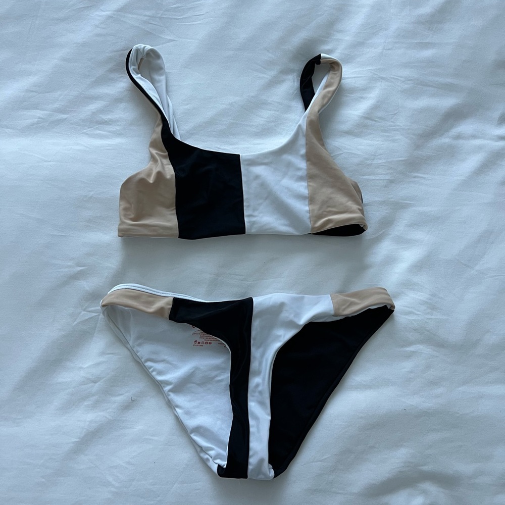 Cabana de Sol Bikini